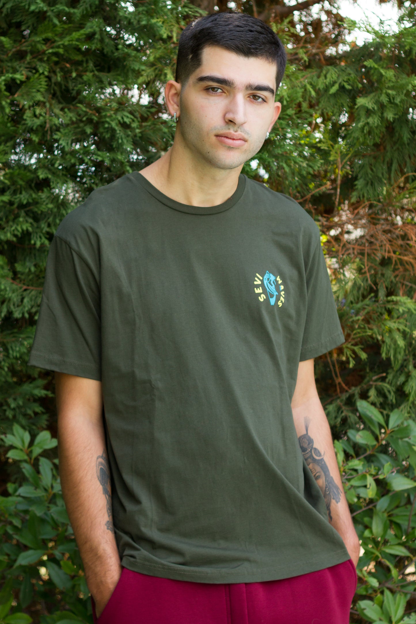 Surfing Paradise T-Shirt Men!