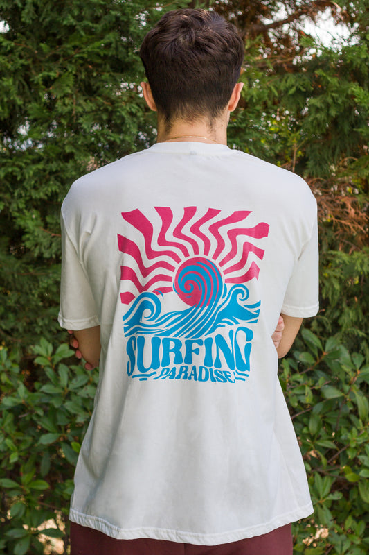 Surfing Paradise T-Shirt Men!