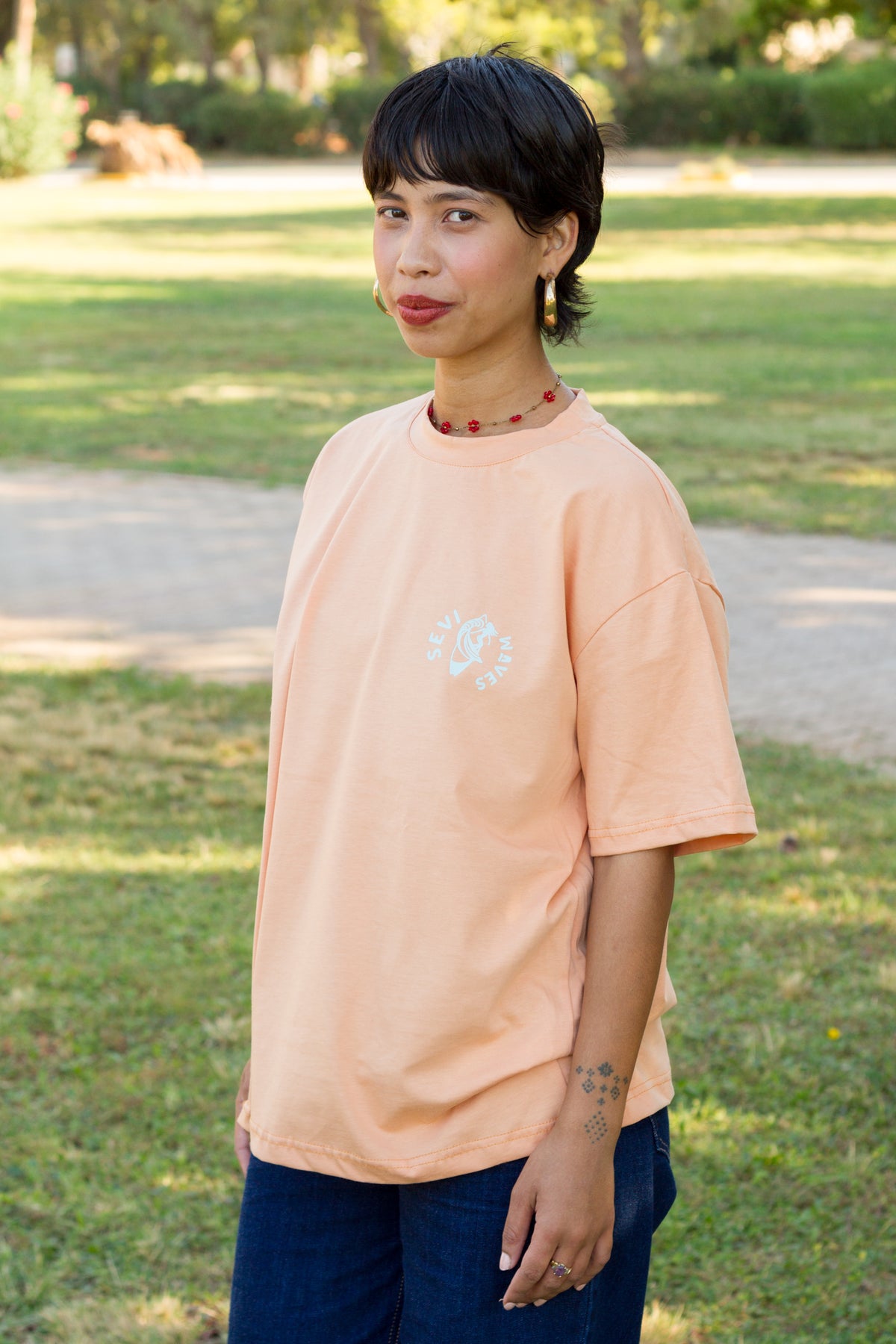 oversized new t-shirt by Sevi Waves