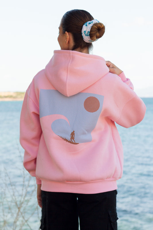 Sevi Waves pink oversized jacket styled in a casual streetwear look.
